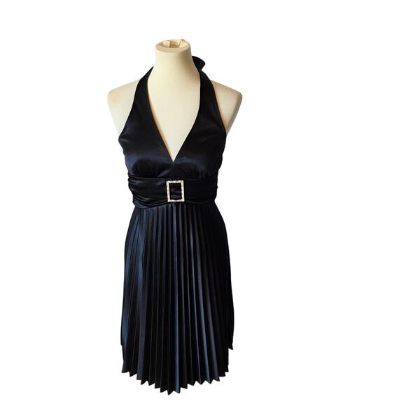 Speechless Womens Black Halter Pleated Skirt Mini Dress Size Medium Goth Witchy - Picture 1 of 4